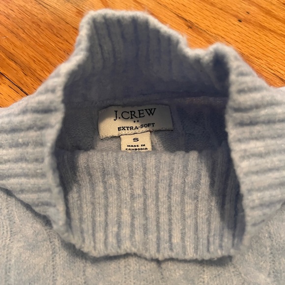 J Crew Cable-knit mockneck sweater - Picture 3 of 4